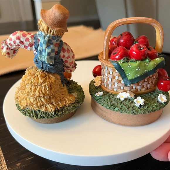 Set of two Bath & Body Works candle toppers - Picture 3 of 6